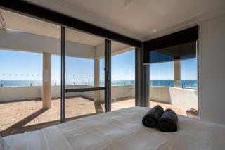 No.16 Penthouse Beach View Apartment Cottesloe - 5