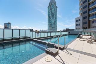 Rooftop Swimming Pool Jacuzzi Gym Tennis Views - 1