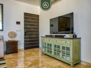 Corner 2 BR Condo - Spectacular Oceanview Sunsets - 1