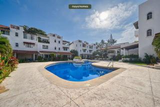 Cozy 3BR House Perfect for Families - Pool - 9