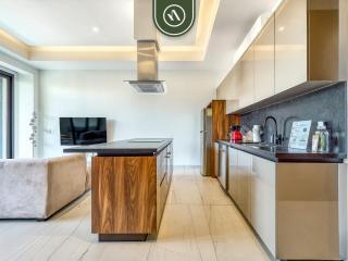Amazing 1 BR Condo with Terrace - Rooftop Pool - 4