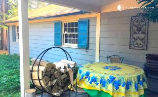 Peaceful and Pet-Friendly Cottage Rental on Picturesque Country Estate near Black Rock State Park, Connecticut - 1