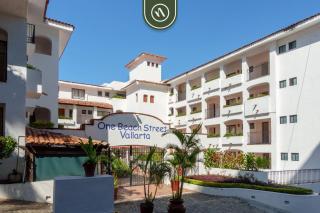 Amazing 2 BR Condo Overlooking the Pool - Romantic Zone - 6