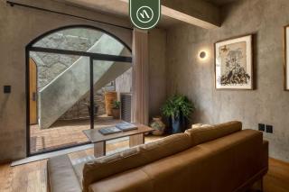 Luxury 2 BR Condo in Downtown - AC - Peaceful - 2