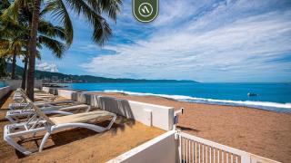 Oceanview Studio - King Bed - Pools - Beachclub - 1