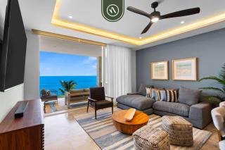 New Stylish 1 BR Condo - Ocean Views - Flex Room - 2