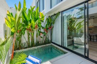 Layur Villa - 0
