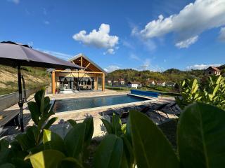 Holiday House Novus - 7