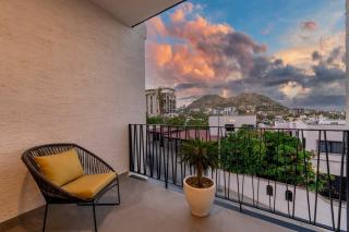 Amazing Apartment - Terrace Overlooking the Marina - 3