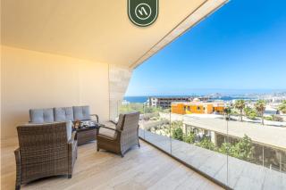 Luxury 2 BR Condo - Oceanview Pool - Gym - 1