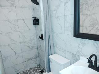 Downtown Beach Retreat - 6