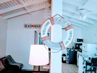 Downtown Beach Retreat - 4