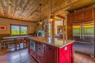 Mountain Estate Main House - 3