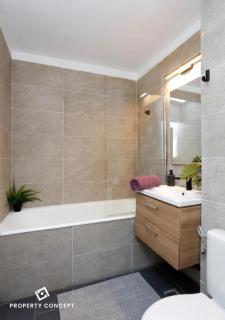 Wellcome Studio Next to Metro Station - 2