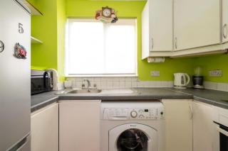Modern & Refined 1BR in Deptford -Sleeps 4 -Fast Wi-Fi -Authentic London Charm - 5