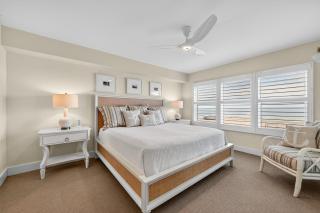 Ground floor direct oceanfront with a large patio, pool, and covered parking - 6