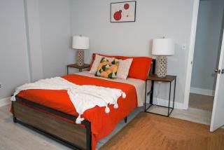 Bohemian Nook At Elm City Flats - 2
