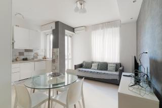 GuestHost - Cute Apartment Navigli Milano - 0