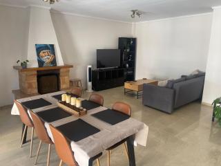 SKY HOUSE Family Apartment - Perfect Hospitality - 5
