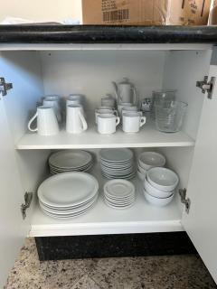 4 ILHAS, 2 SUITES, 2 GARAGENS - 9