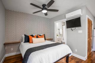 Fully Equipped Studio-Gated Parking. Perfect Stay! - 2