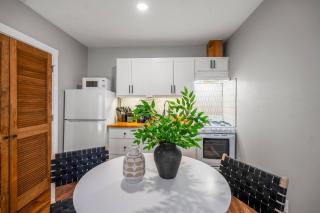 Fully Equipped Studio-Gated Parking. Perfect Stay! - 1