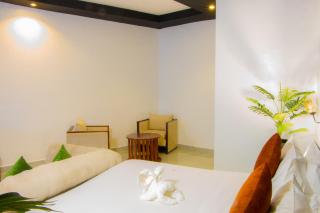 Avian Court Hotel - 8