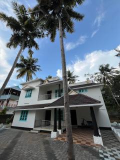 villa mud apples - 2