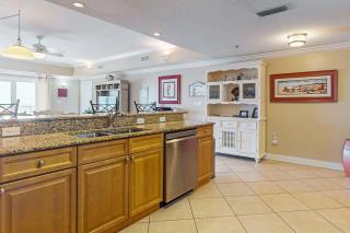 Escapes to the Shores 204 - 2