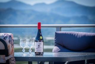 Be enchanted by the Resort Lake - 3