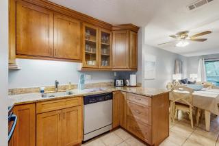 Fiddlers Cove 17K - 1