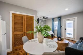 Elegant & Fully Equipped Studio With Gated Parking - 6