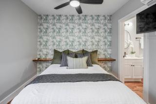 Chic, Fully Equipped Studio With Gated Parking! - 4