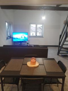 Duplex cosy Gosselies - 4km aéroport et commerces - 7