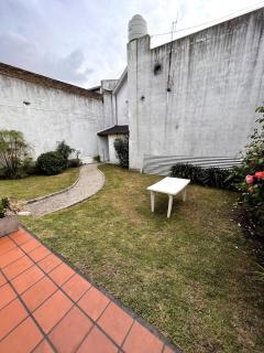 Casa amplia en el corazón de Güemes - 9