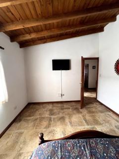 Casa amplia en el corazón de Güemes - 5