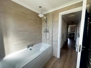Castle View, Cosy Stay - 3