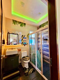 Mt Kanlaon Staycation Family Farmhouse - 5