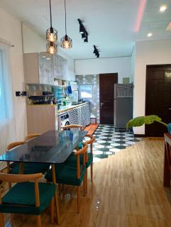 Mt Kanlaon Staycation Family Farmhouse - 3