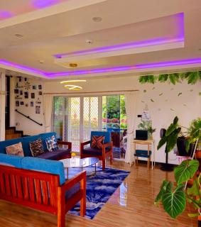 Mt Kanlaon Staycation Family Farmhouse - 1