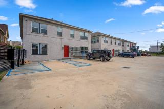 Cozy Studio With Private Parking Near Tx Med Ctr - 1