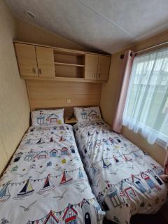 Ocean Front Lodge - 1