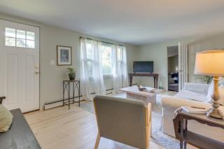 Home with Private Yard in Rocky Point - 9