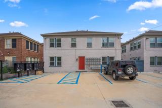 Sleek Studio With Private Parking Near Tx Med Ctr - 2