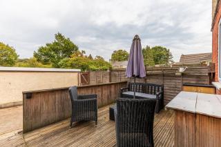 6 Bed with Private Parking in Southampton - 3