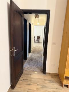 Modern Apartment in Sheikh Zayed Compound - Sheikh Zayed - 2