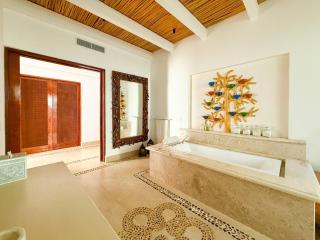 Casa Calixta Oceanfront Luxury home - 1