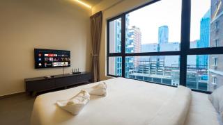 13 Mossaz skypool 5mins to 1U and Ikea atEmpire City by Light House - 0