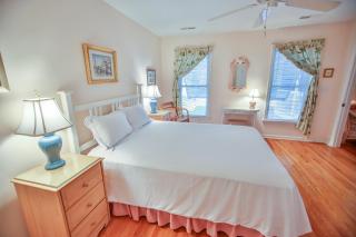 AV9-34: 9 34th Avenue - 4