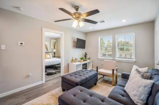 Upper Level at The Hideaway - 5